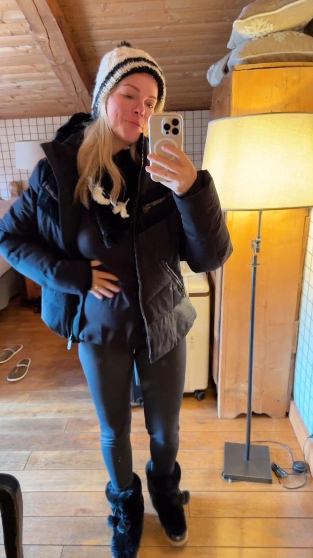 First ski day in Megève! ❄️ going mostly black today for my ski outfit and my ski jacket is a splurge, but I’ve had it for years and the quality, warmth, shape, comfort is all so so good. Also going to link a similar option that’s more affordable! Base layer is under $30!

#LTKWatchNow #LTKOver40 #LTKTravel