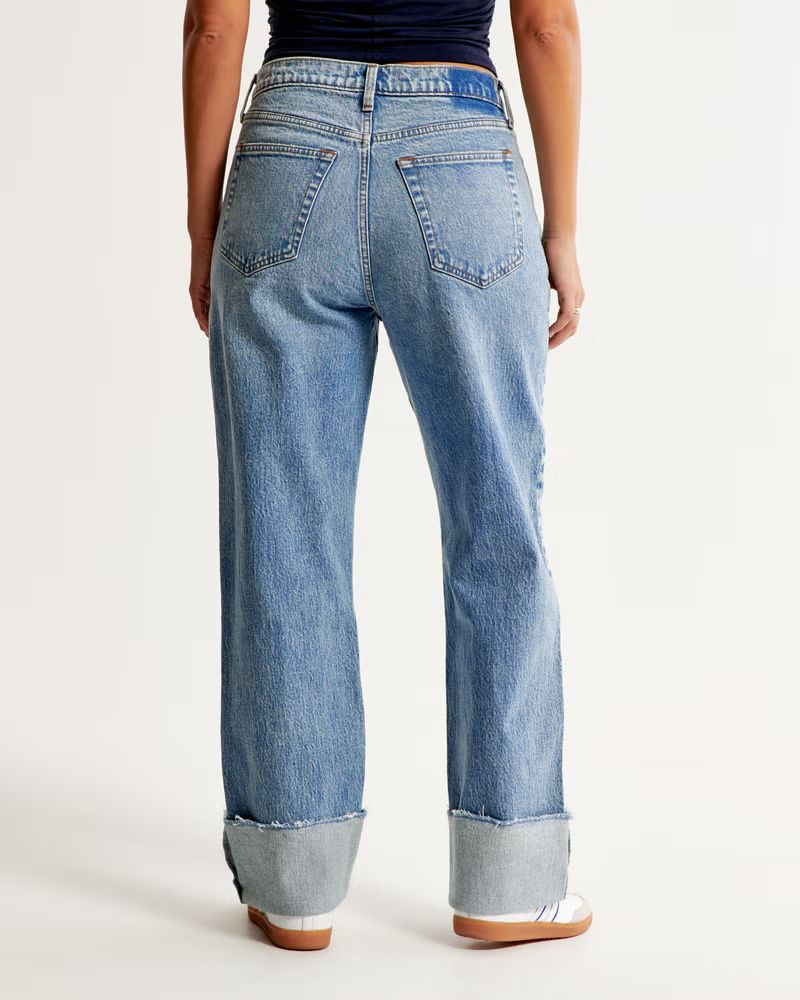 Curve Love Mid Rise Baggy Jean | Abercrombie & Fitch (US)