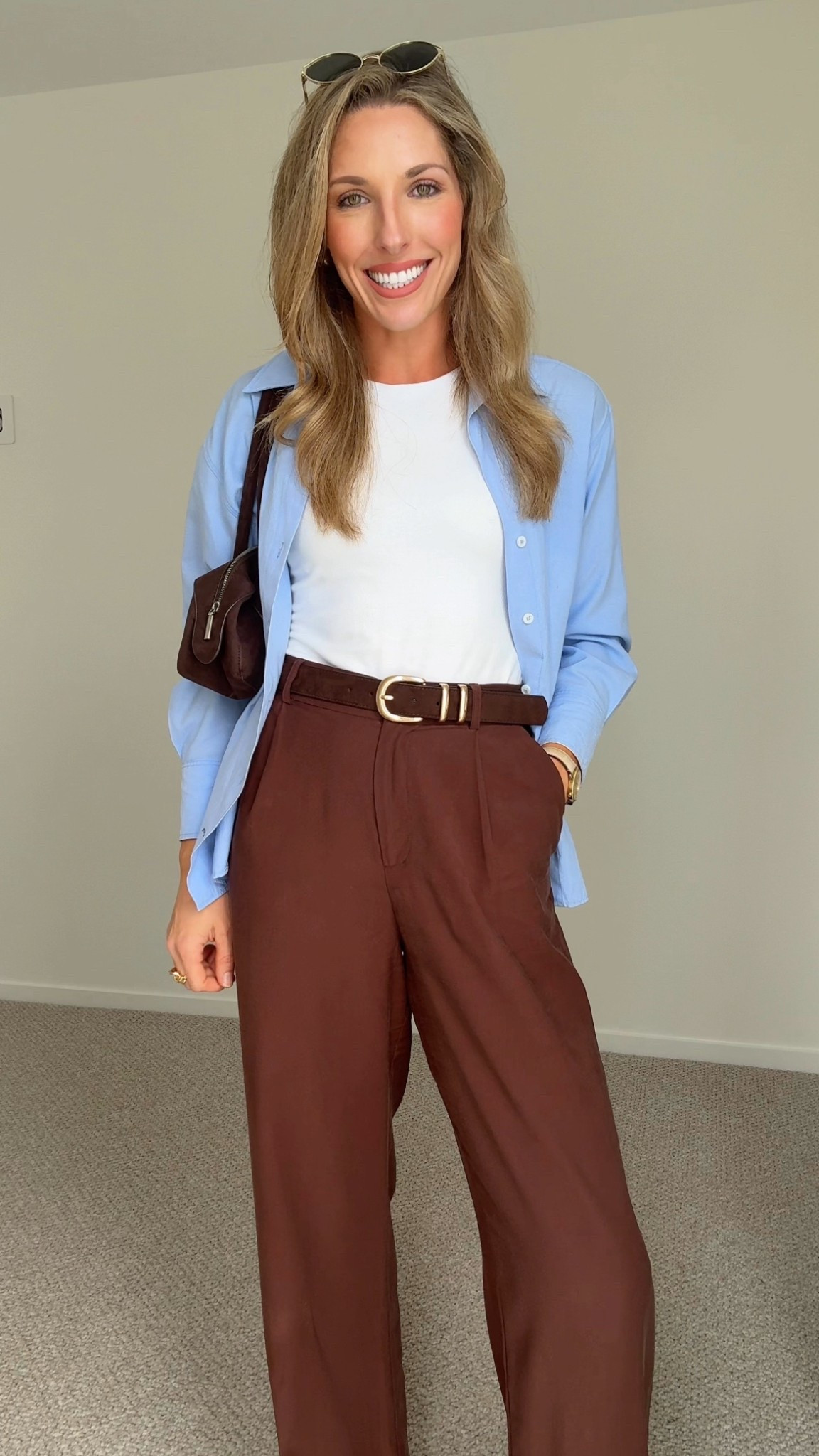 Effortless outfit formula I rely on when I don’t know what to wear. Simple, neutral and always looks put-together

#everydaystyle #outfitformula #effortlessstyle #minimalstyle #capsulewardrobe #everydayoutfits #styleinspo