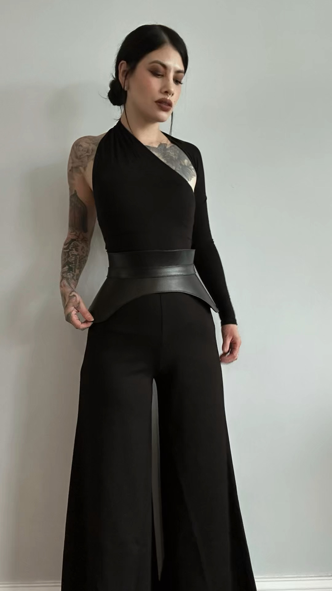 Georgia wide leg pants and asymmetric manhattan top from Marcella! 

Minimalist goth, all black outfit, dark aestheticc

#LTKBeauty #LTKVideo #LTKStyleTip