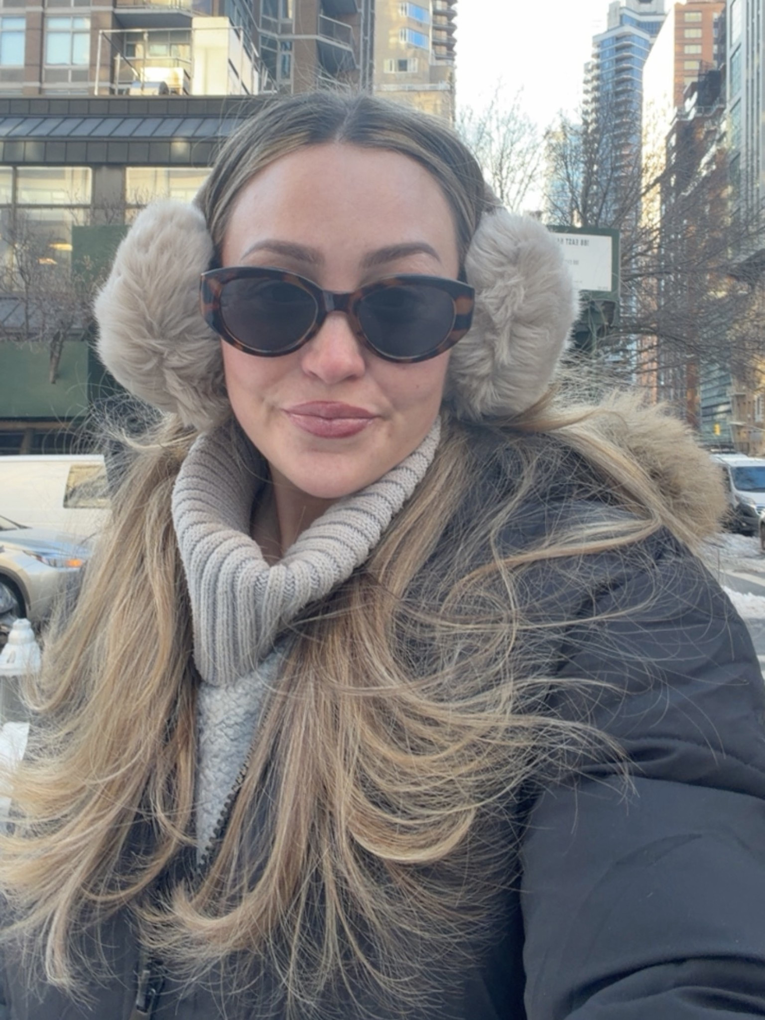 I feel like the sunglasses look way more expensive than they are hehe 

#LTKWorkwear #LTKgrwm #LTKmomlife