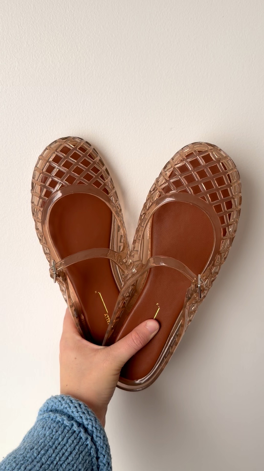 The cutest rose gold jelly shoes! I love the mule style of these and the rose gold is beautiful in person! I can’t wait to wear these all spring and summer! 

Vacation outfit, resort wear #ltkunder50

#LTKootd #LTKmomlife #LTKSeasonal