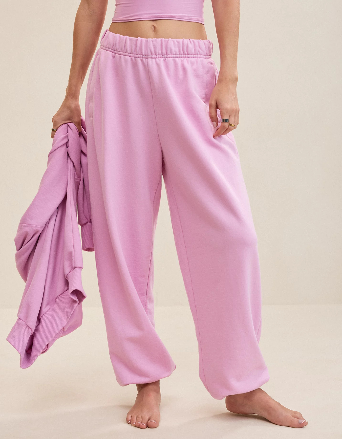 New + Matching Set Aerie Jet Setter Jogger | American Eagle Outfitters (US & CA)