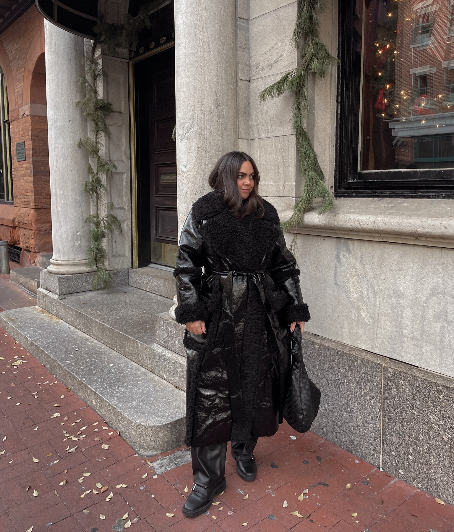 It’s giving matrix 

#LTKU #LTKSeasonal