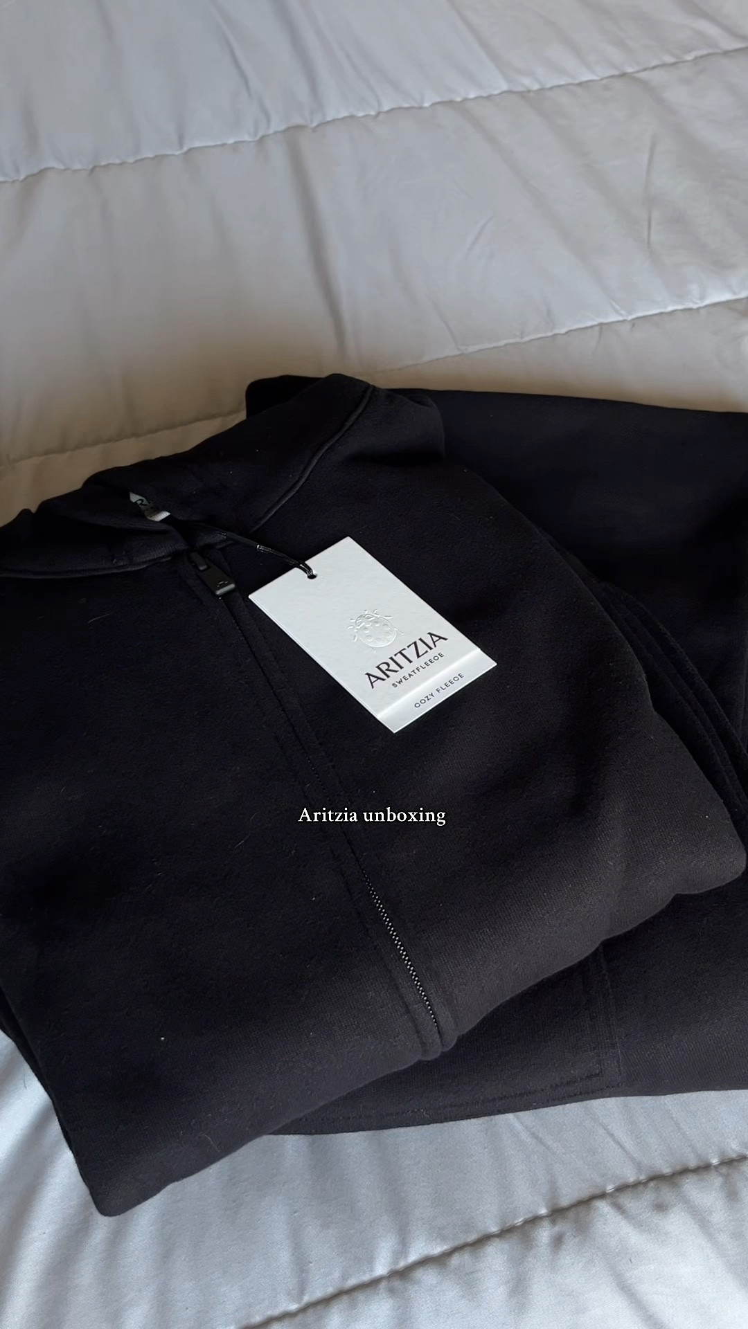 Aritzia fall finds that I’m obsessed with right now 🍂

All linked below so you can shop my fall capsule straight from this haul 🖤

#AritziaHaul #FallBasics #LTKFinds #CapsuleWardrobe #OOTDInspo
