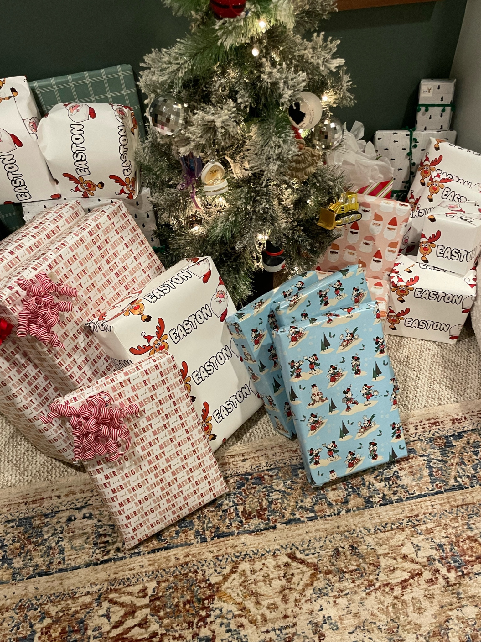 Christmas for east 👦🏼