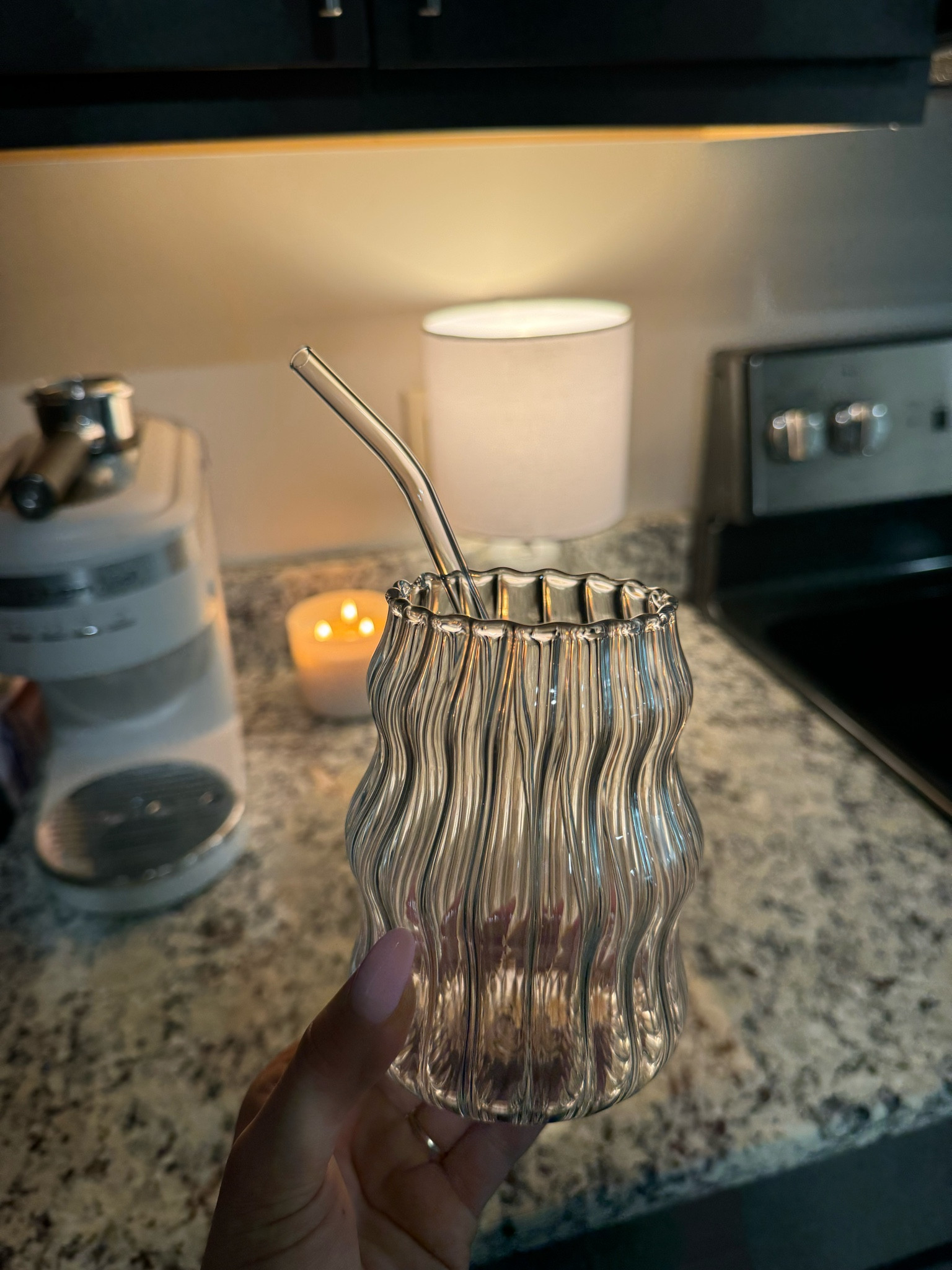 Coffee glasses, cute glasses, cute drink ware, wavy glasses, wavy drinking glasses, trendy glassware