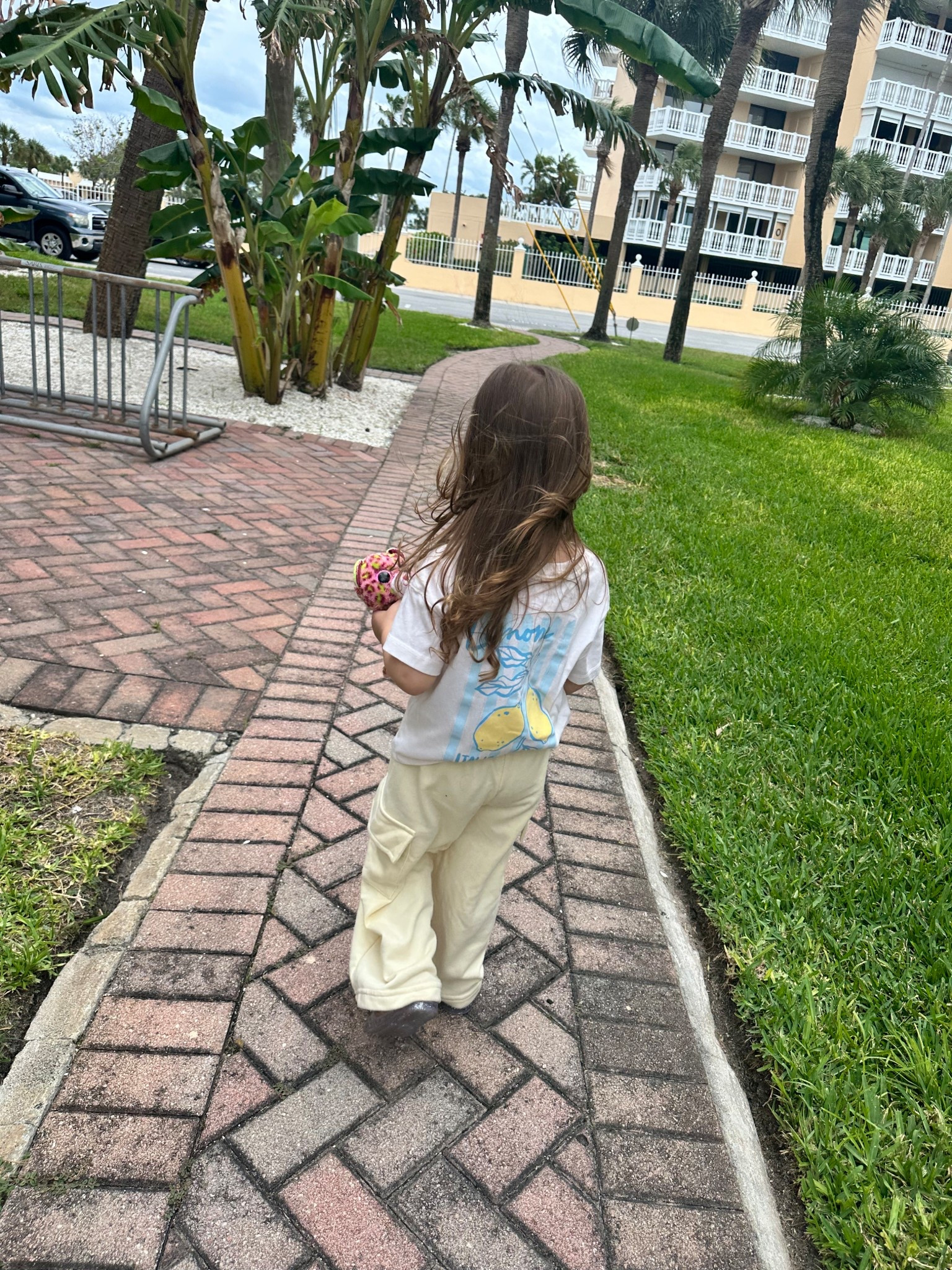 Afternoon Bites 

From swimwear, to relaxed style, wed grab dinner as a family each night. Isa’s soft yellow pants and matching lemon tee were bright, light, and comfortable. 

#LTKKids #LTKTravel