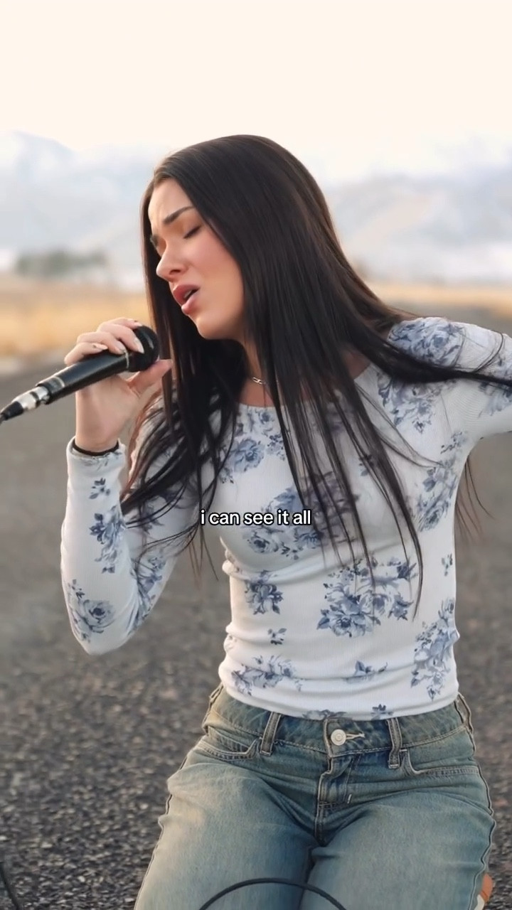 wearing size S in top & 2R in jeans 🩷 

#LTKootd #LTKdayinmylife