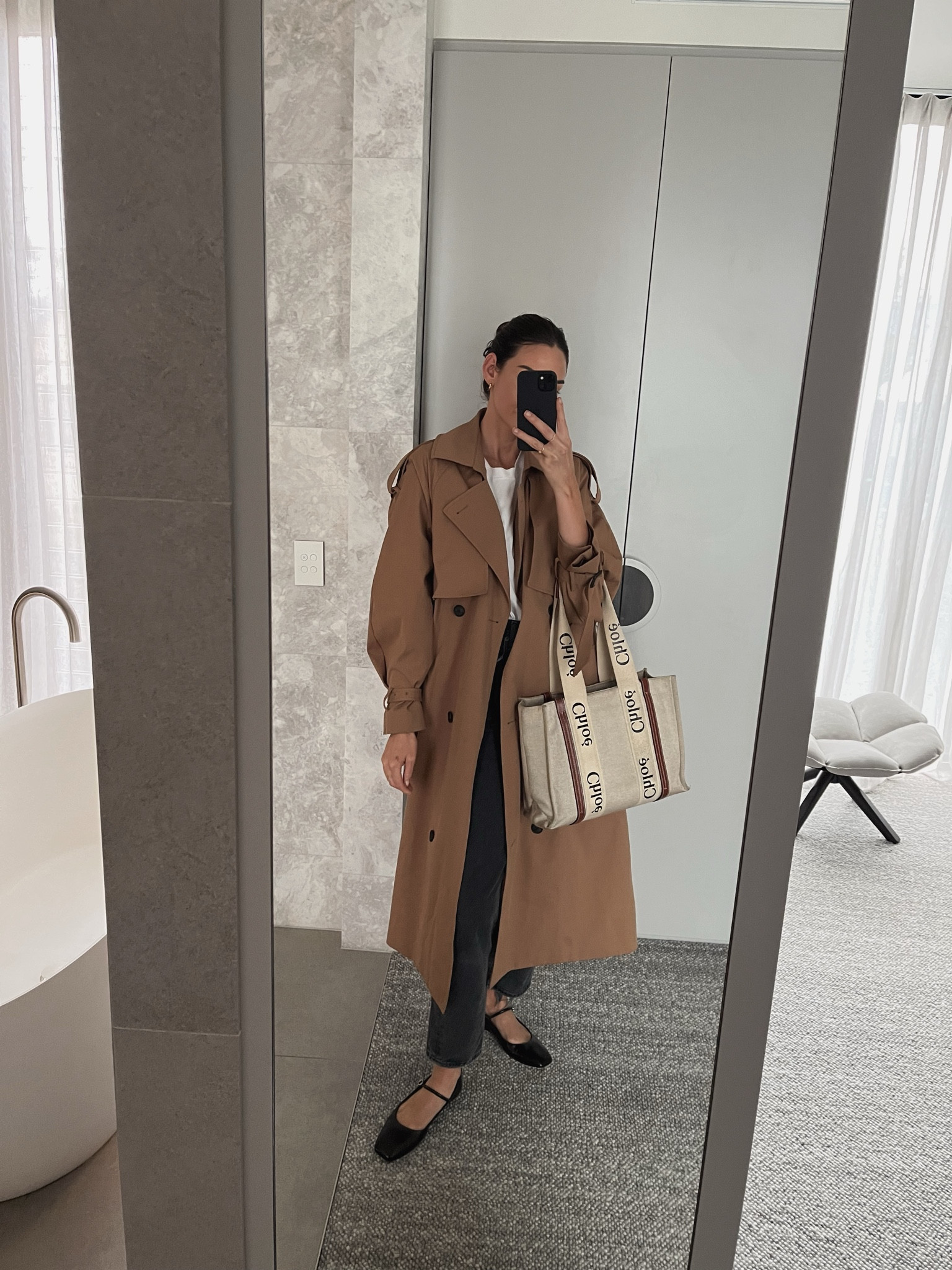 Trench coat weather is back 🤎

#LTKaustralia #LTKSeasonal #LTKstyletip