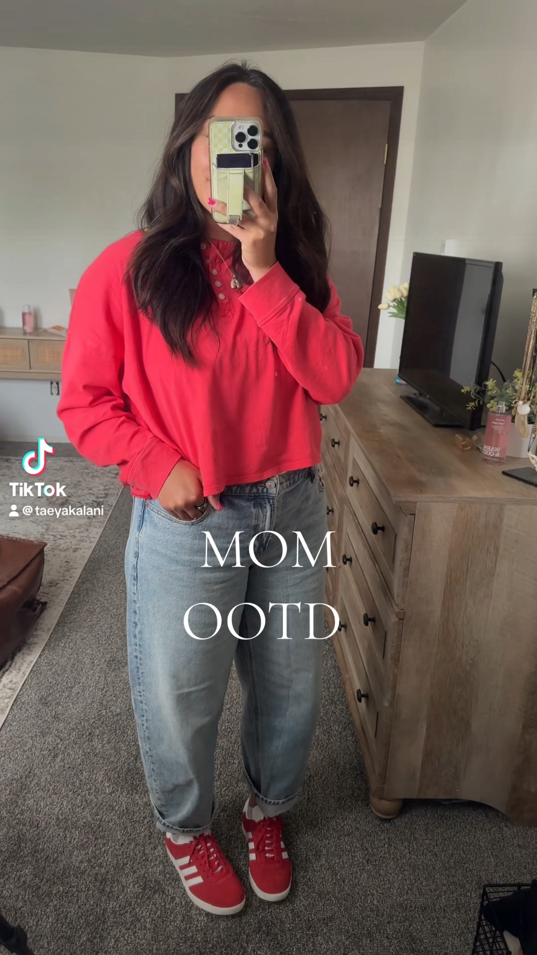 American eagle clothes, fall clothes, fall haul, adidas gazelle, mom ootd, easy outfits 

#LTKFindsUnder50 #LTKFallSale #LTKStyleTip