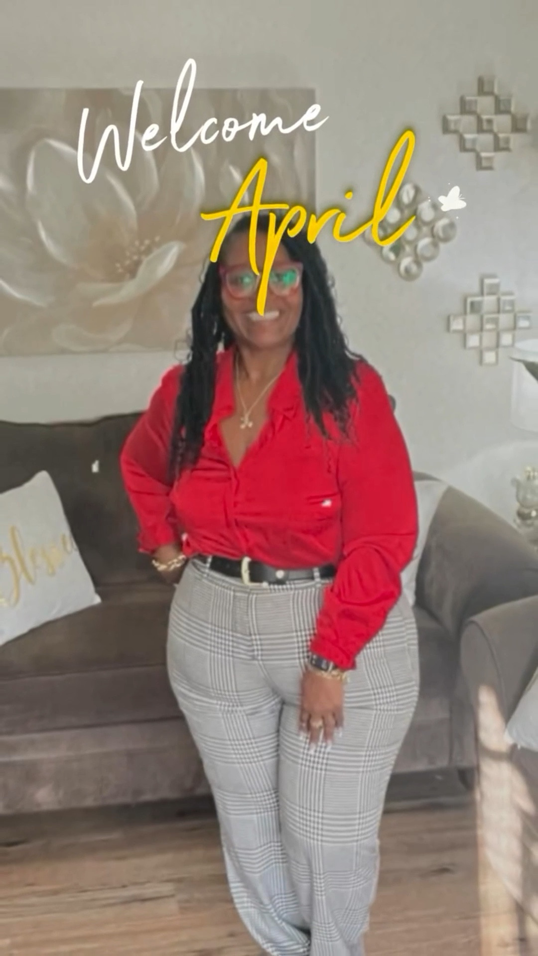 MikoBelles let’s welcome in this new month manifesting only positive thoughts 💭 and positive energy.  #MikoBelles #manifestation #manifest #postitaffirmations #positiveenergy