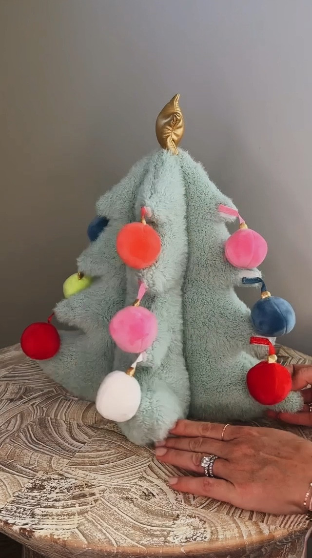 Cutest Christmas toy for kids! Currently 25% off if a Target Circle member! 



#LTKHoliday #LTKGiftGuide #LTKKids