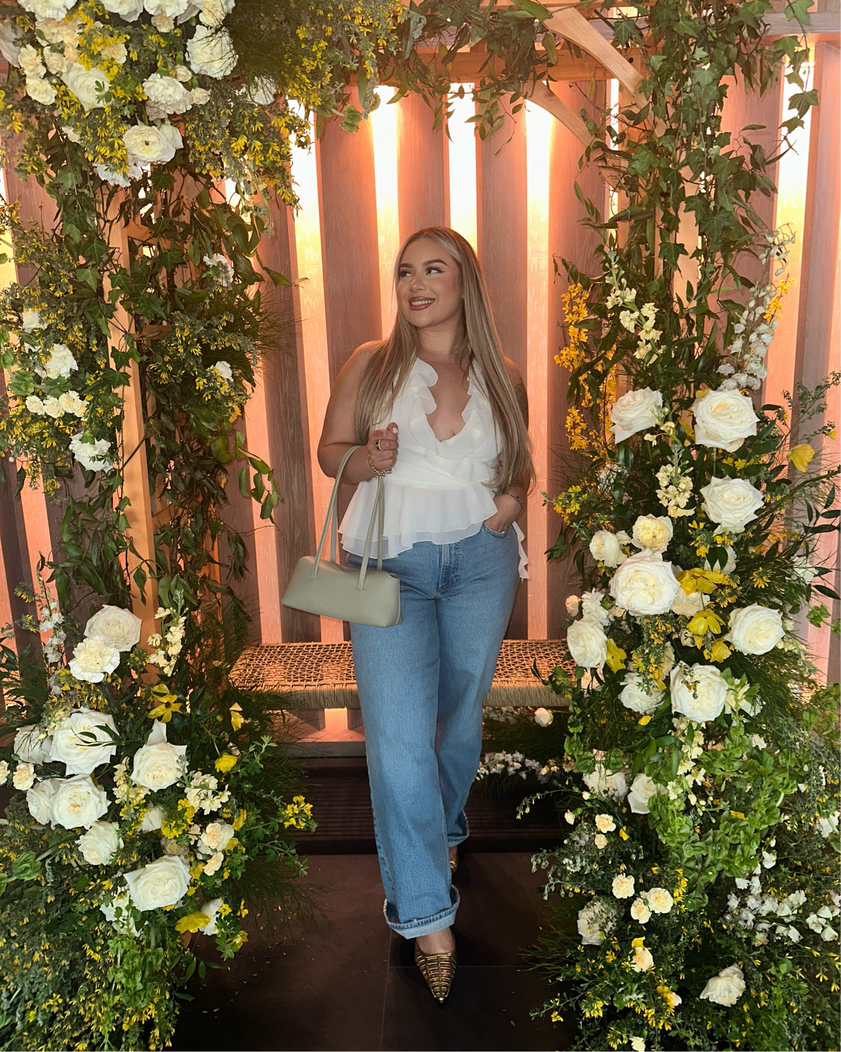 Cutie Brunch Outfit💚 

Top: L (similar options linked as well!)
Jeans: 31 Curve (Regular) 


#LTKSeasonal #LTKootd #LTKMidsize