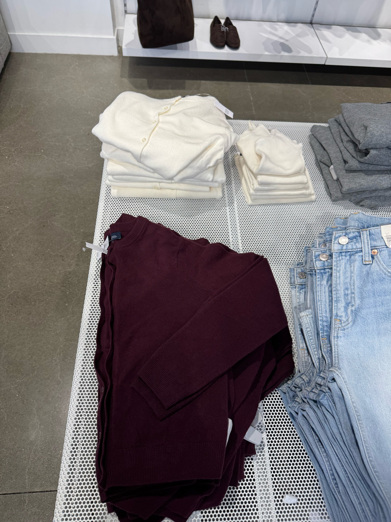 CashSoft Cardigan 
Runs TTS I get a size M Tall for extra length in the arms 🫶

#LTKSeasonal #LTKworkwear #LTKstyletip