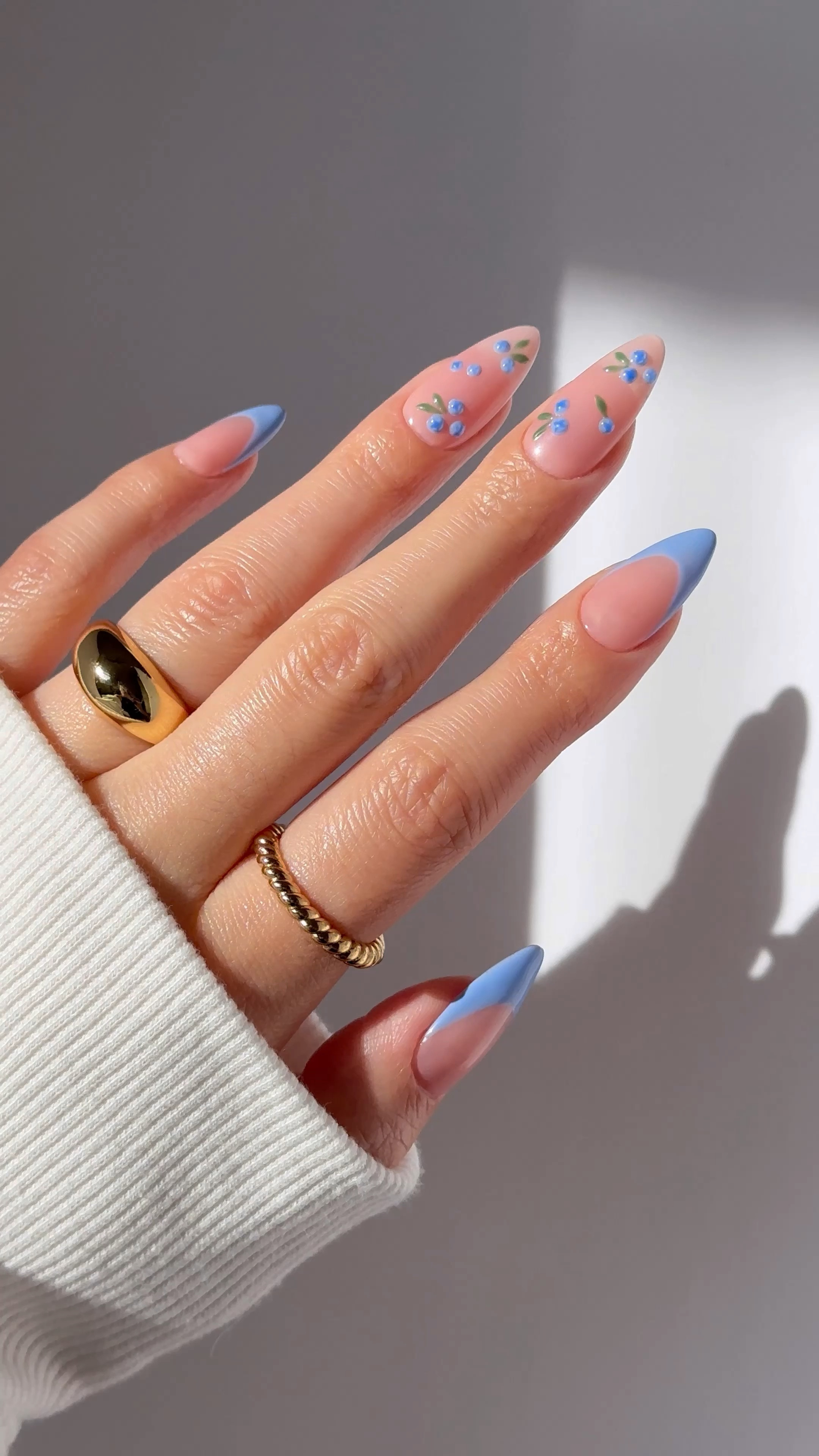 🫐🤍✨🫶🏻

#LTKstyletip #LTKbeauty #LTKGiftGuide