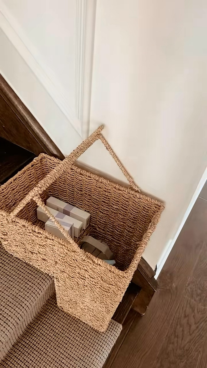 Amazon finds
Storage hacks
Cleaning hacks
Stair basket 
Home decor 

#LTKHome #LTKmomlife