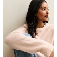 Women's Pink Crew Neck Midweight Knit Jumper New Look | New Look (UK)