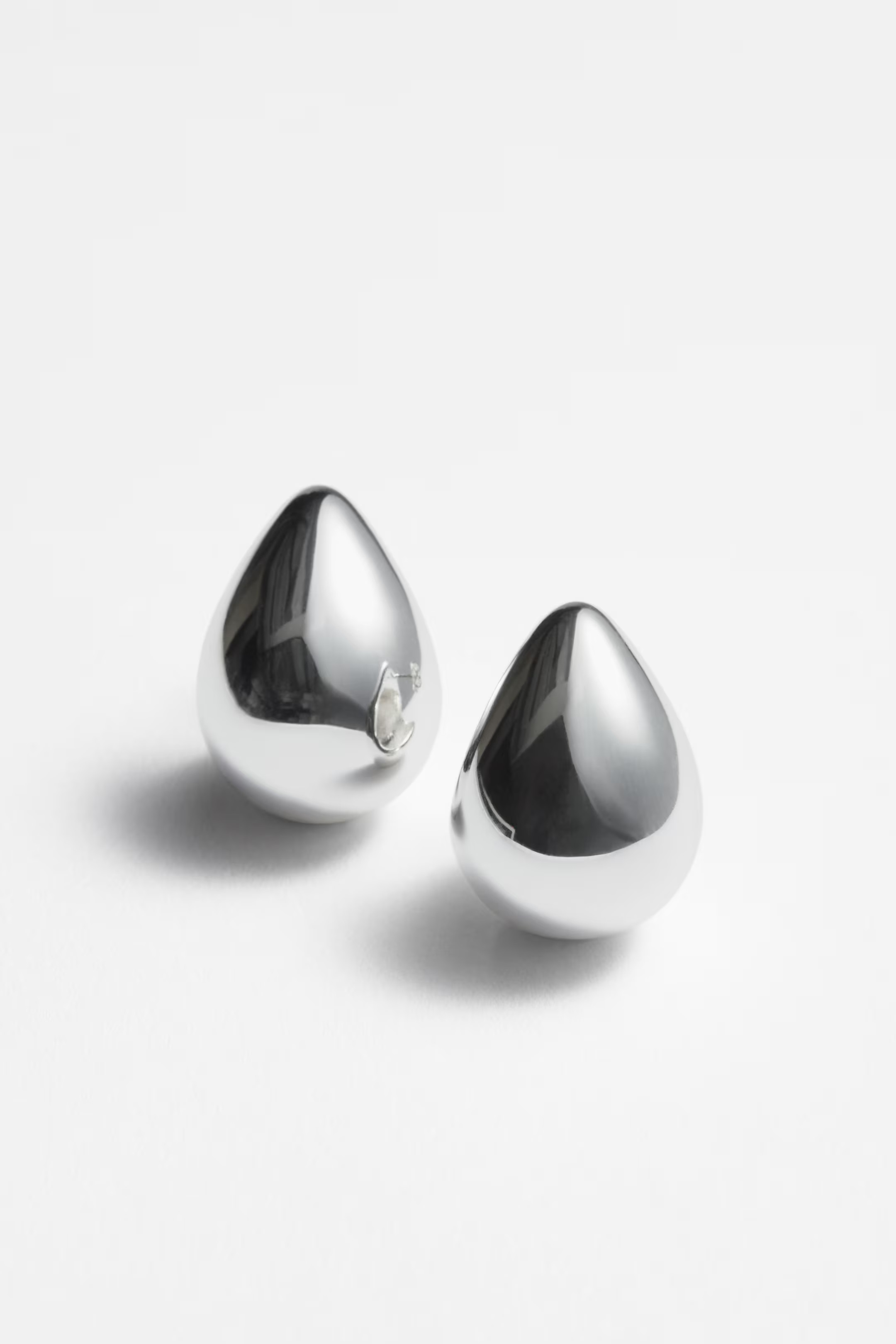 Chunky Teardrop Earrings - Silver - Ladies | H&M GB | H&M (UK, MY, IN, SG, PH, TW, HK)