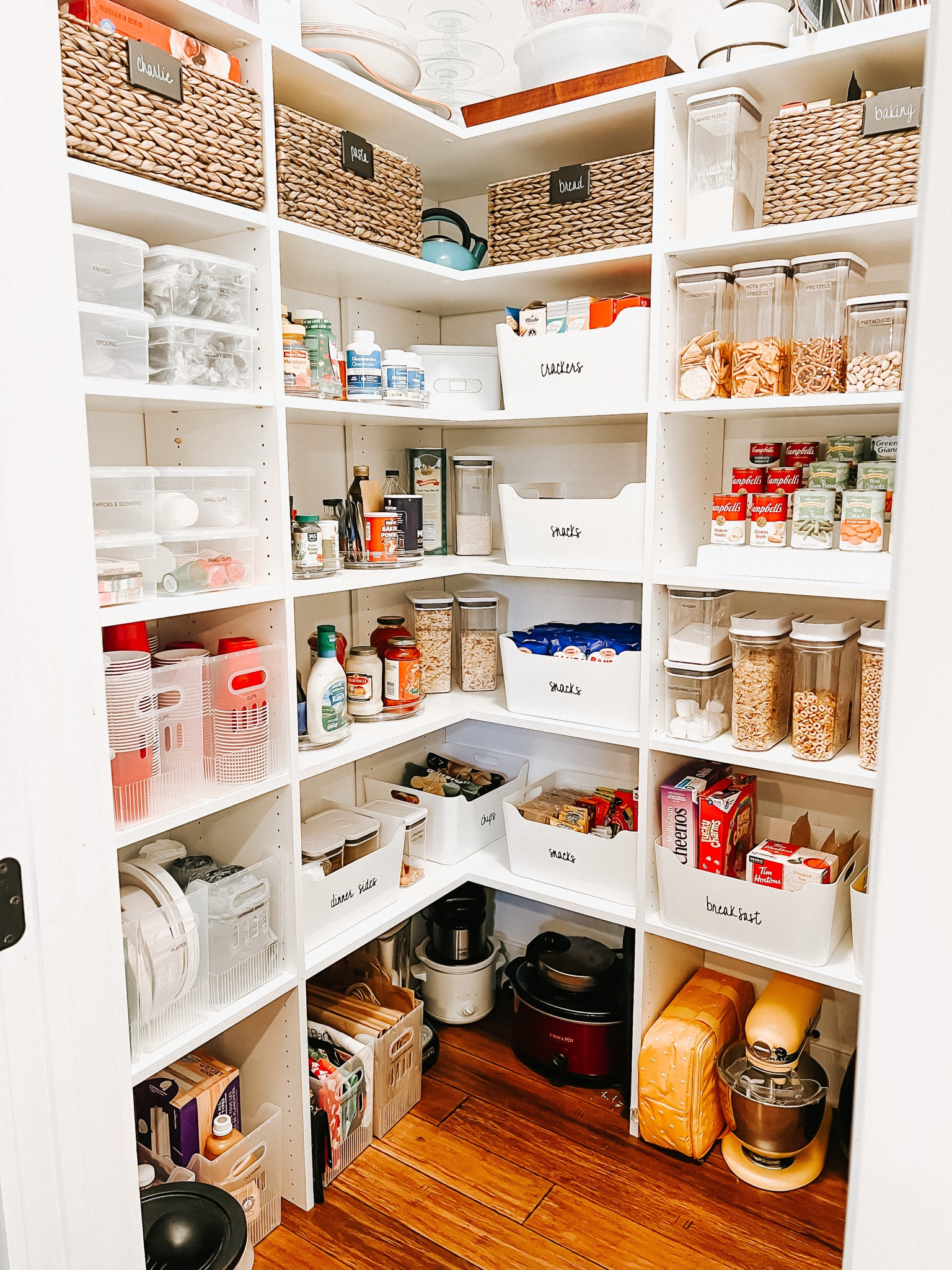 👉🏼 THIS is why it is so important to have systems throughout your home! 

▫️No lost or forgotten items 
▫️Money is not wasted as food is used up before it expires 
▫️Time is saved in daily routines by not having to search for items

Getting organized is a major change, but worth it every time! 
.
.
.
.
#organizedbyjm #buffalo #professionalorganizer #homeorganization #pantry #pantrygoals #kitchenorganization #beforeandafterhomeedition #homesweethome #organizingideas #thecontainerstore #oxo #pantryorganization #homeinspo #inspire #neat #minimal #homegoals #organizinginspiration #howyouhome #currentdesignsituation #interiors #organizer #kitchens #ltkhome #goodhousekeeping #storageideas #clutterfree #everythinginitsplace #housetohome

#LTKfamily #LTKhome