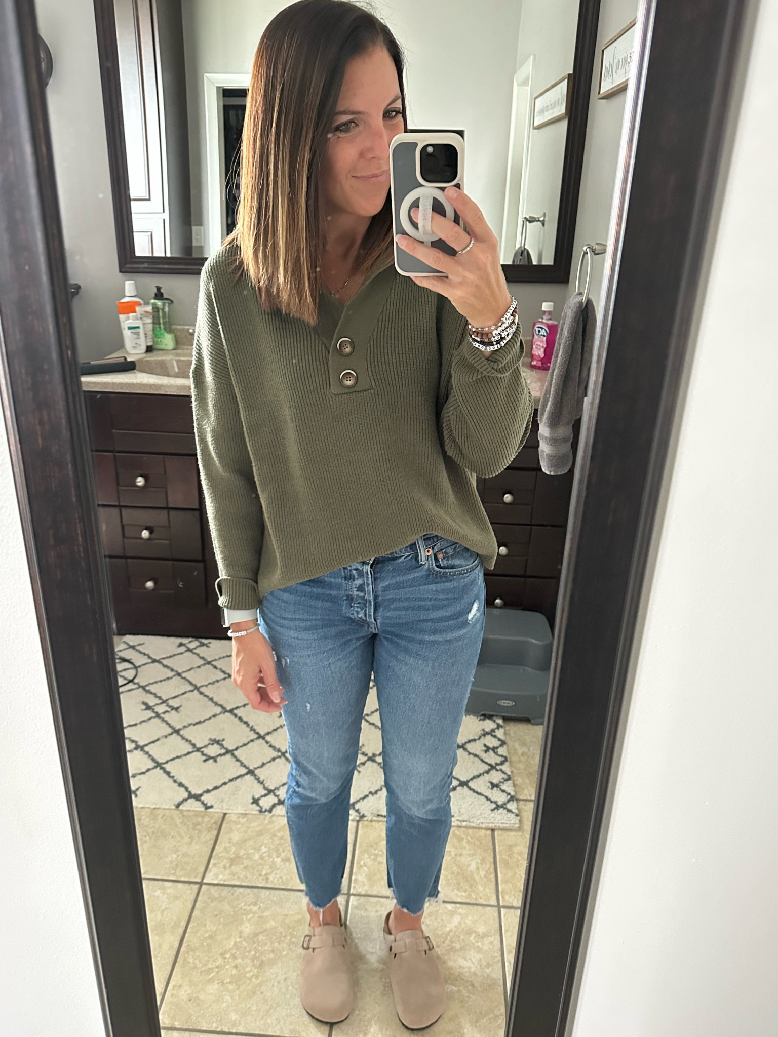 Cute but Casual Fall outfit
Sweater, true to size 
Jeans, size up if in between
Clogs, size up (39/40-I wear 8-8.5)

#amazon #ae #shein

 

#LTKfindsunder50