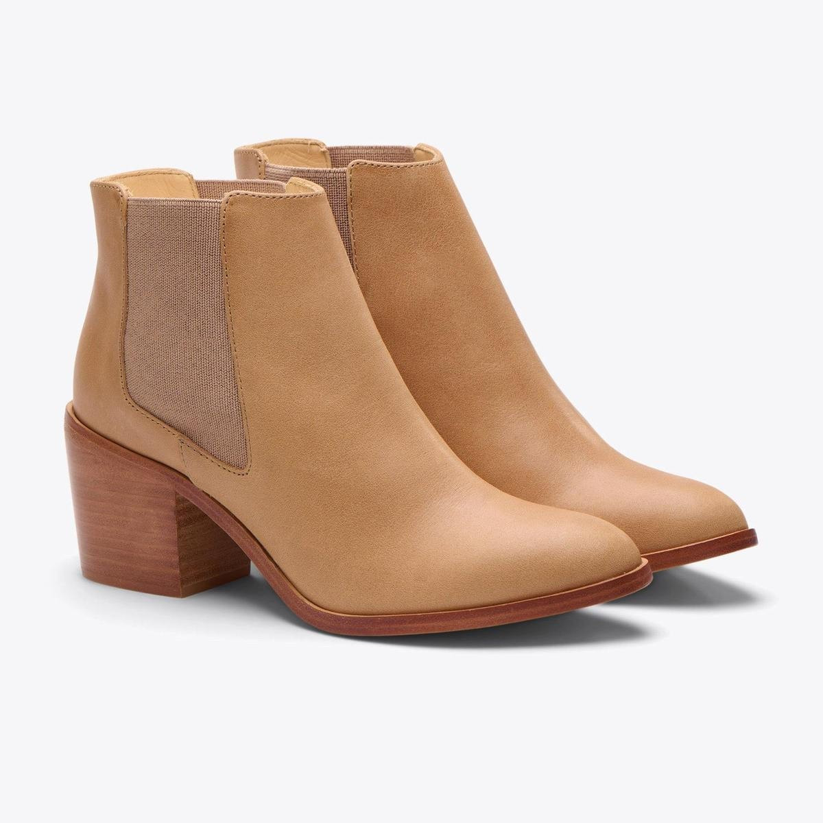 Heeled Chelsea Boot Almond | Nisolo