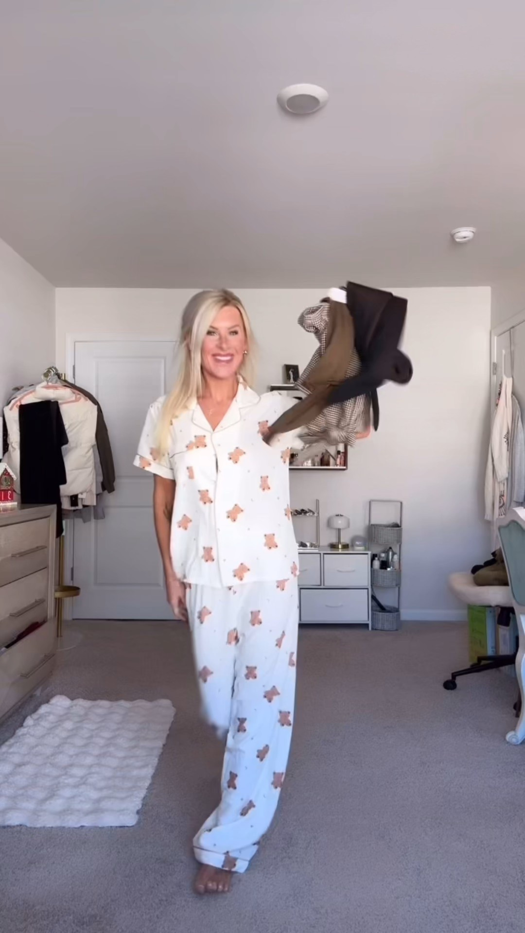 Get ready with me ☺️

#LTKdayinmylife #LTKgrwm #LTKootd