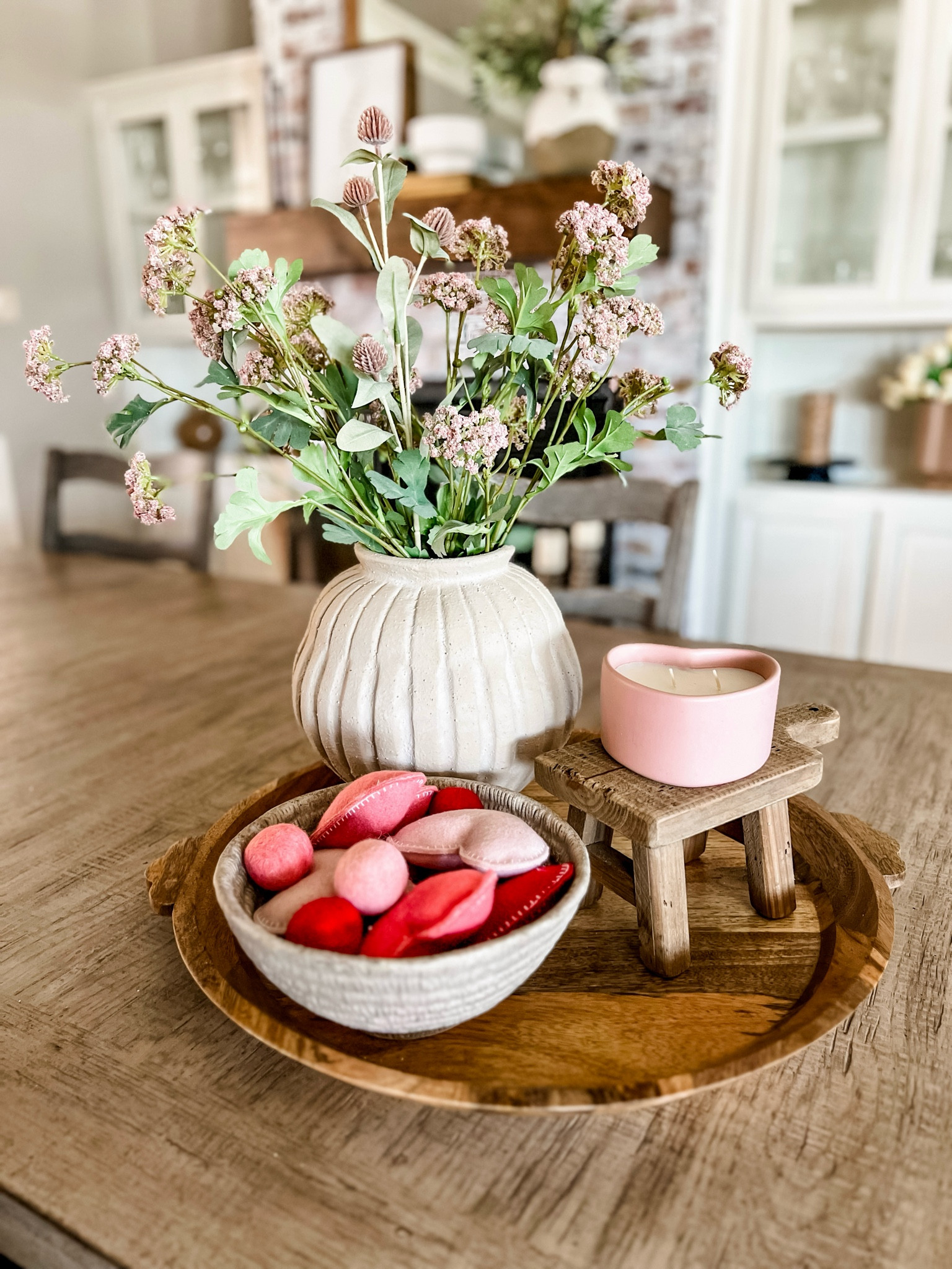 Valentine’s Day tray idea!

Target decor, spring flowers, pink stems, vase, bowl filler, hearts, heart candle, Valentine’s candle 

#LTKhome #LTKfindsunder50 #LTKSeasonal