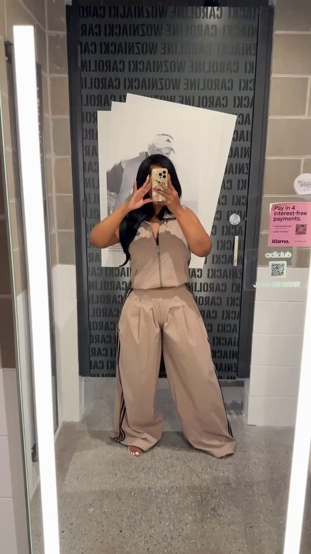 okay this set?? ate 🤍

sporty but still put together
lightweight, flowy, and sooo easy to wear

the kind of outfit you throw on and still look styled
perfect for errands, travel days, or a casual brunch moment

wearing S in the pants for reference

#sportyfits #adidasstyle #casualchic #everydayoutfits #ltkstyle #effortlesslooks


#LTKSeasonal #LTKgrwm #LTKootd