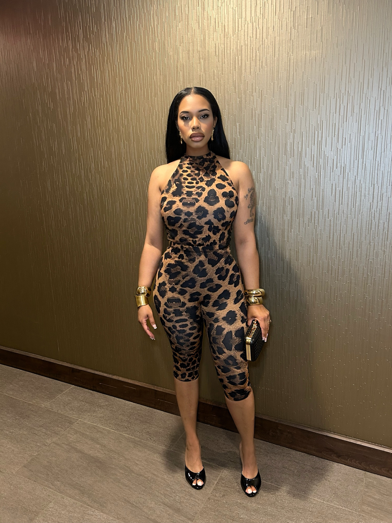 Ootn| 🐆 
I’m obsessed with animal print this year! This 2 piece set does the job all while slimming the body! I’m wearing a Meeium in top, & Medium in bottom! 

#LTKootd #LTKMidsize