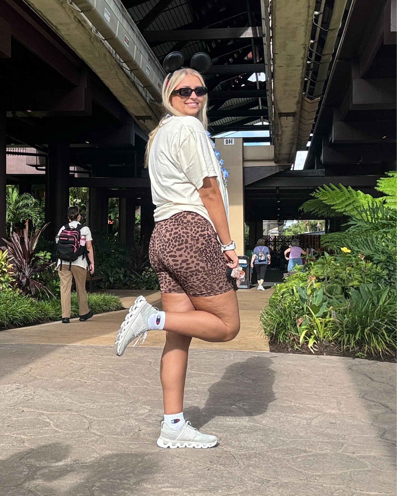Animal kingdom 🦍🐆🐘🐊 

#LTKTravel #LTKFallSale #LTKFitness