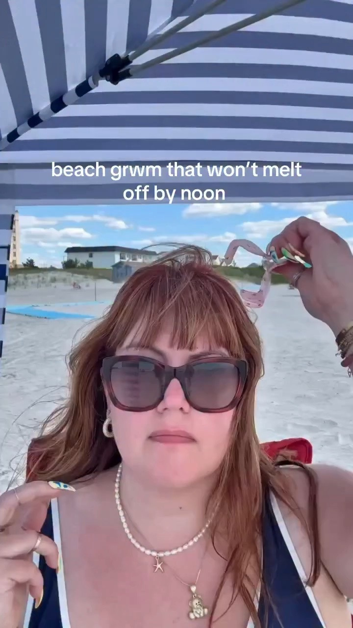 beach grwm that won’t melt off by noon

heat, humidity, and salt water tested this so you don’t have to

the lineup:
• @supergoop glowscreen — spf that doubles as a filter
• @benefitcosmetics benetint on lips + cheeks — one product, zero touch-ups, stains instead of sits on top
・@rhode tinted lip balm — the top-up between benetint applications
• @emijayinc aura mist in lychee baby — smells expensive, not sticky

save this before your next beach day. this is the only routine i trust past 11am. 

Beach makeup . Beach Grwm . Summer makeup . Sweat proof makeup . SPF always . Supergoop glow screen . Benefit benetint . Rhode peptide lip treatment . Rhode tinted lip balm . Emi jay lychee baby .
