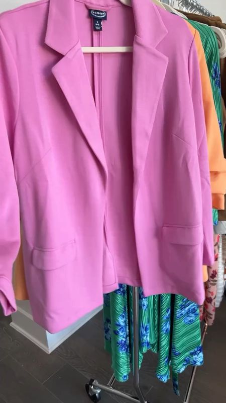 New Scoop blazers from Walmart! Comes in other colors & styles! Perfect for Spring! #ltkvideo 

Lee Anne Benjamin 🤍

#LTKworkwear #LTKstyletip #LTKunder50