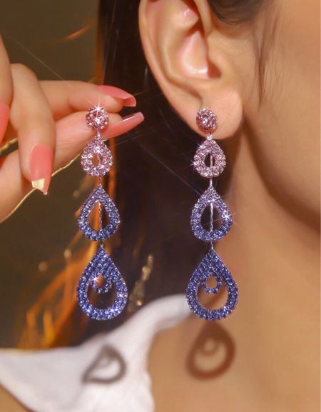 Summer earrings 
Pink and purple rhinestones


#LTKmidsize #LTKfindsunder50 #LTKstyletip