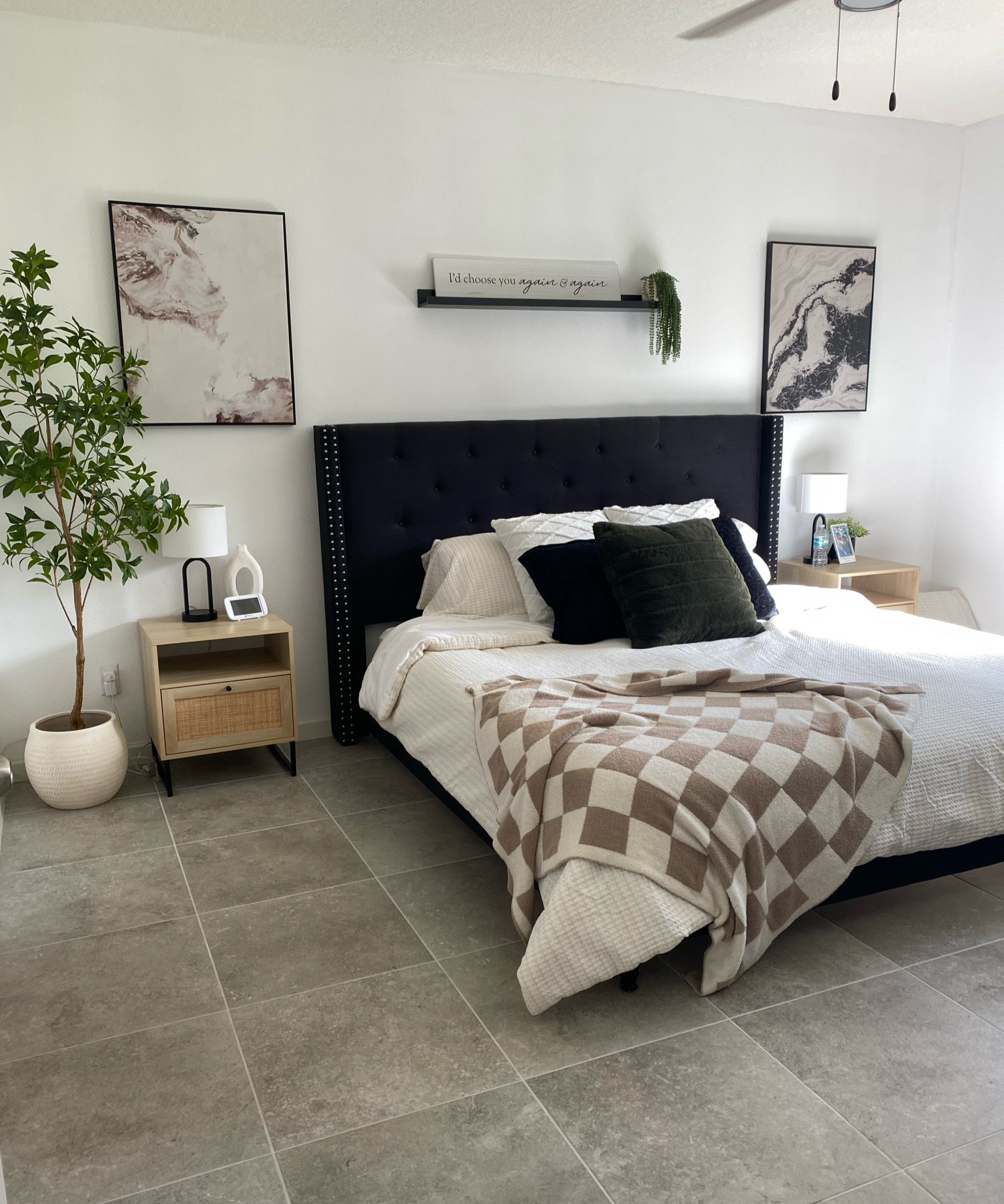 There’s nothing I love more than cozy bedroom vibes. Mine is coming along. 

#LTKHome #LTKSeasonal #LTKStyleTip