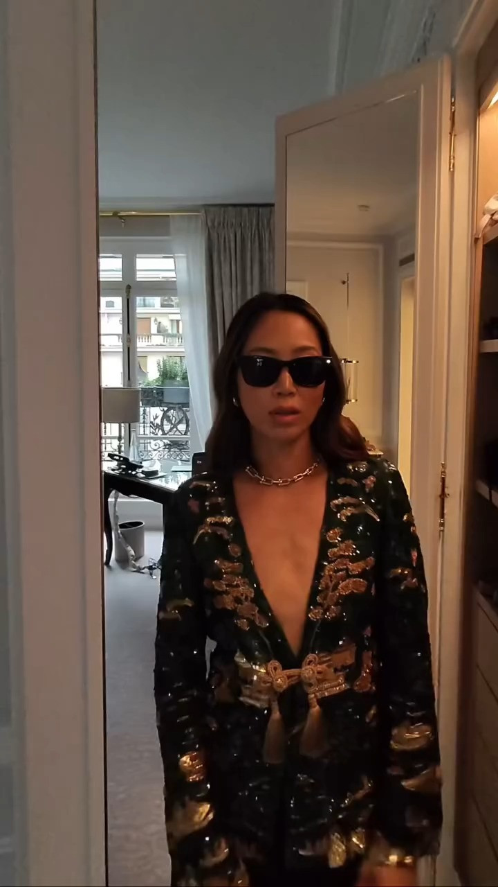 Filmed the entire show with my sunnies!! 😎 

 #LTKWatchNow #LTKSeasonal #LTKStyleTip