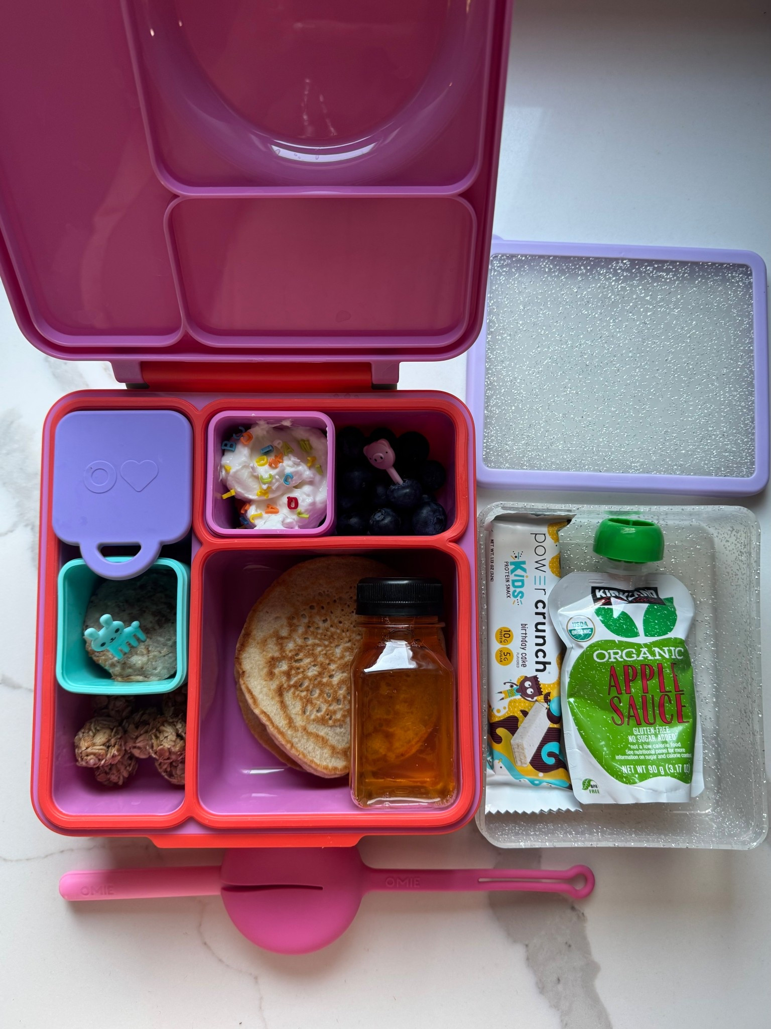 This little sandwich container on the right doesn’t seem like much but it’s the perfect snack size if you have to bring a snack to school with your child. Big enough for a large snack and a thin ice pack if you needed to as well. Currently on clearance with free shipping. 


Back to school
Lunch accessories
Kindergarten essentials 