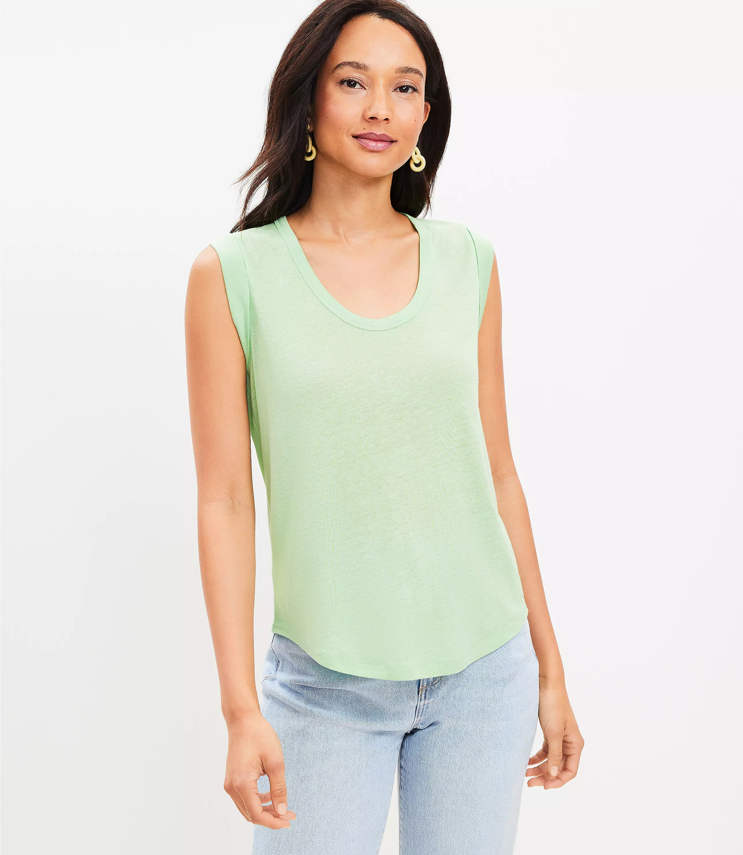 Petite Twist Cuff Linen Blend Scoop Neck Tee | LOFT