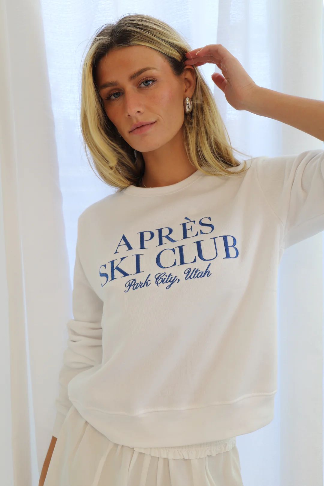 APRÈS SKI CLUB CREWNECK | Katie Waltman Jewelry