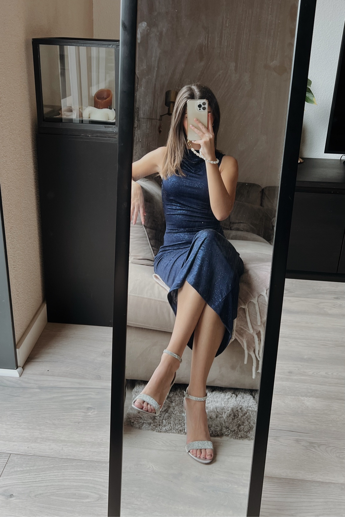 glitter dress, cobalt blue, deep blue, maxi dress, perfect fit, Christmas outfit, Xmas, kerstjurk, kerstgala, Christmas prom, nye, New Year’s Eve, oud&nieuw, outfit inspiration, ootd, style inspo, how to wear, glitter heels, Steve Madden, pull & bear, pull and bear, under €50, cheap #ltkgift

#LTKeurope #LTKHoliday #LTKparties