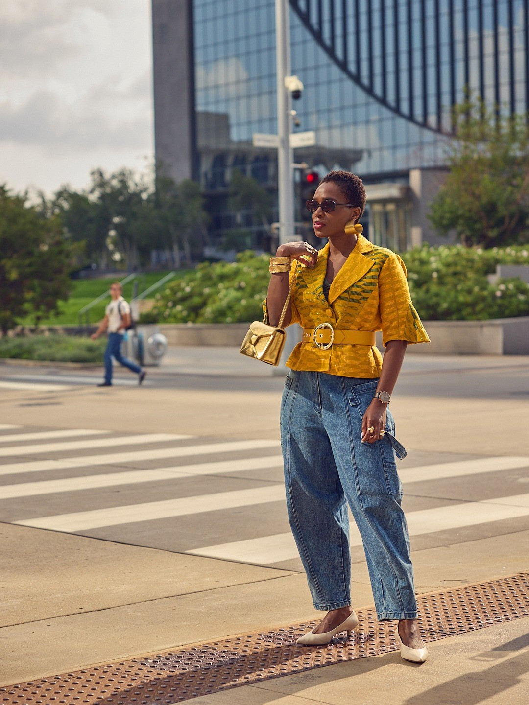 An easy tip to transition into Fall is to add a classic Fall color to your outfits, such as marigold or olive green 🫒🍁🍂transitional Fall outfits, Fall 2025, classic outfits, elegant fashion, denim style, Wolf and Badger, comfortable heels, M.Gemi pumps, denim jackets, cropped leathet jackets

#LTKOver40 #LTKSeasonal #LTKStyleTip