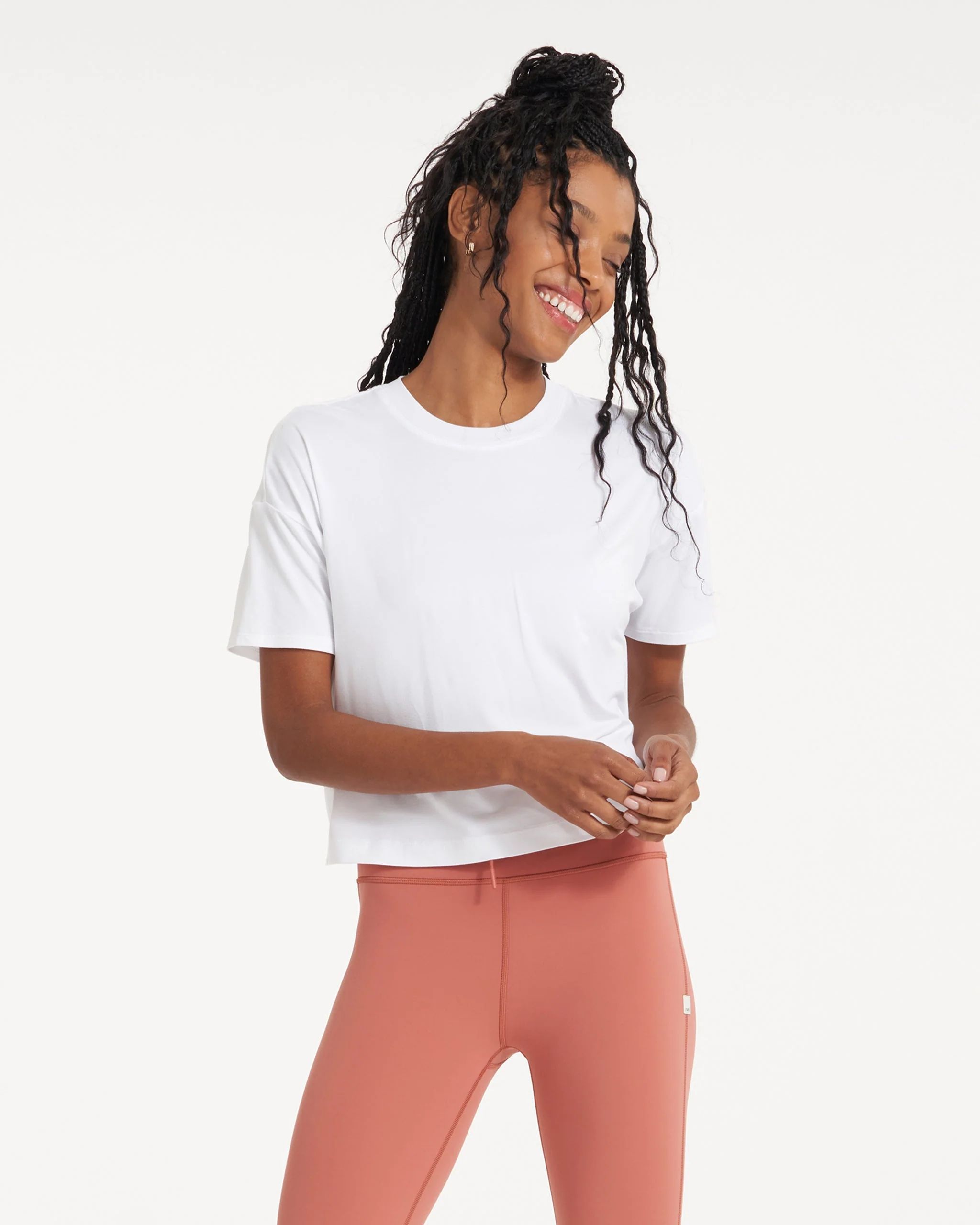 Energy Tee | Women's White Oversized Tee | Vuori | Vuori Clothing (US & Canada)