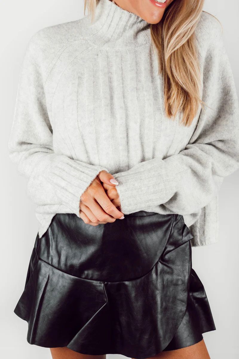 Keep Me Cozy Sweater - Light Grey | The Impeccable Pig