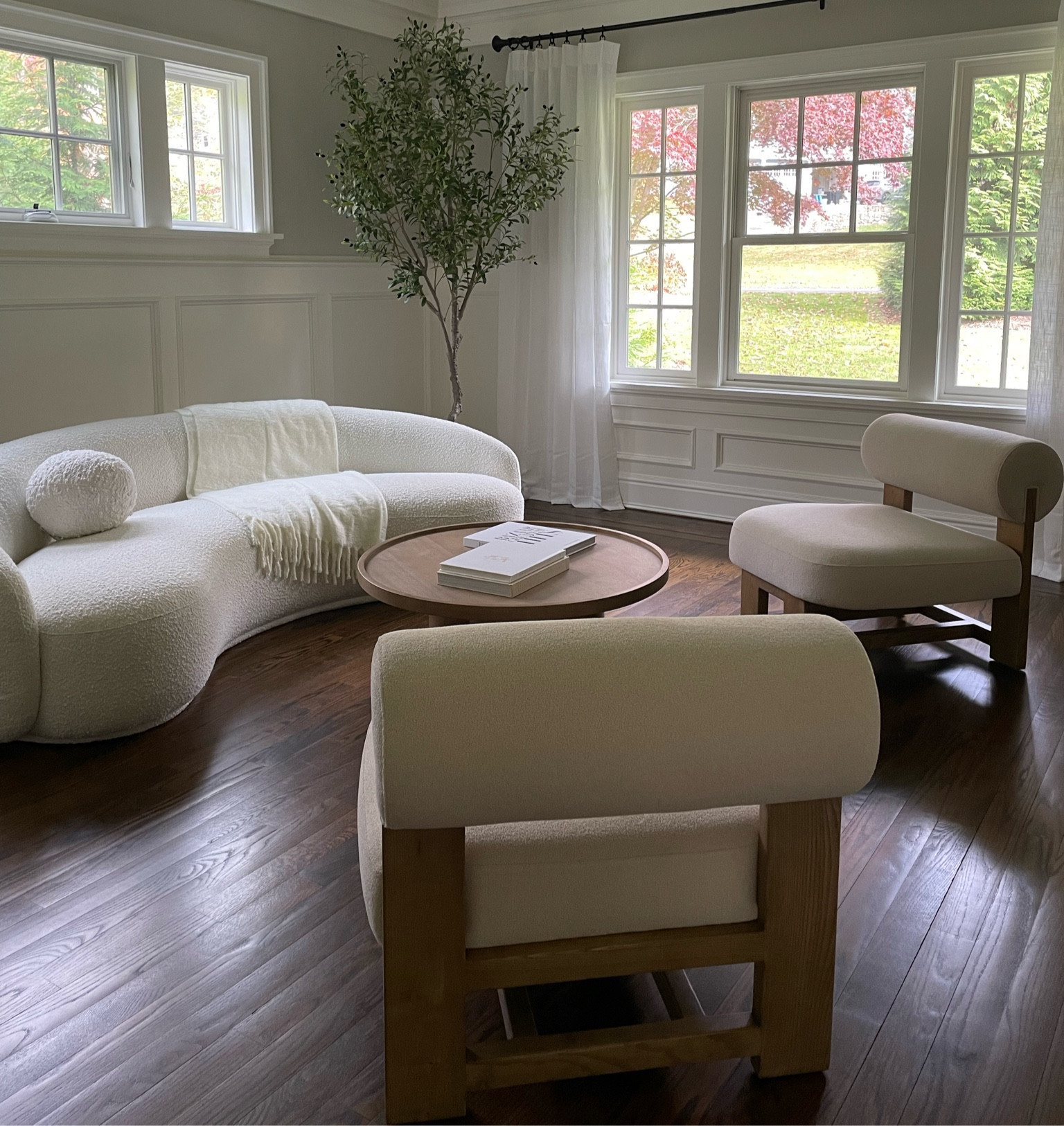 New chairs 🤍

#LTKstyletip #LTKsalealert #LTKhome