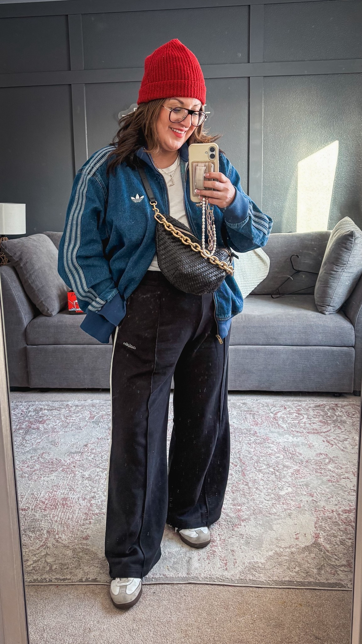 Today’s ootd & travel ‘fit
Adidas jacket (XL)
Adidas pants (L)
Clare V bag
Adidas sambas

#LTKTravel #LTKOver40 #LTKMidsize