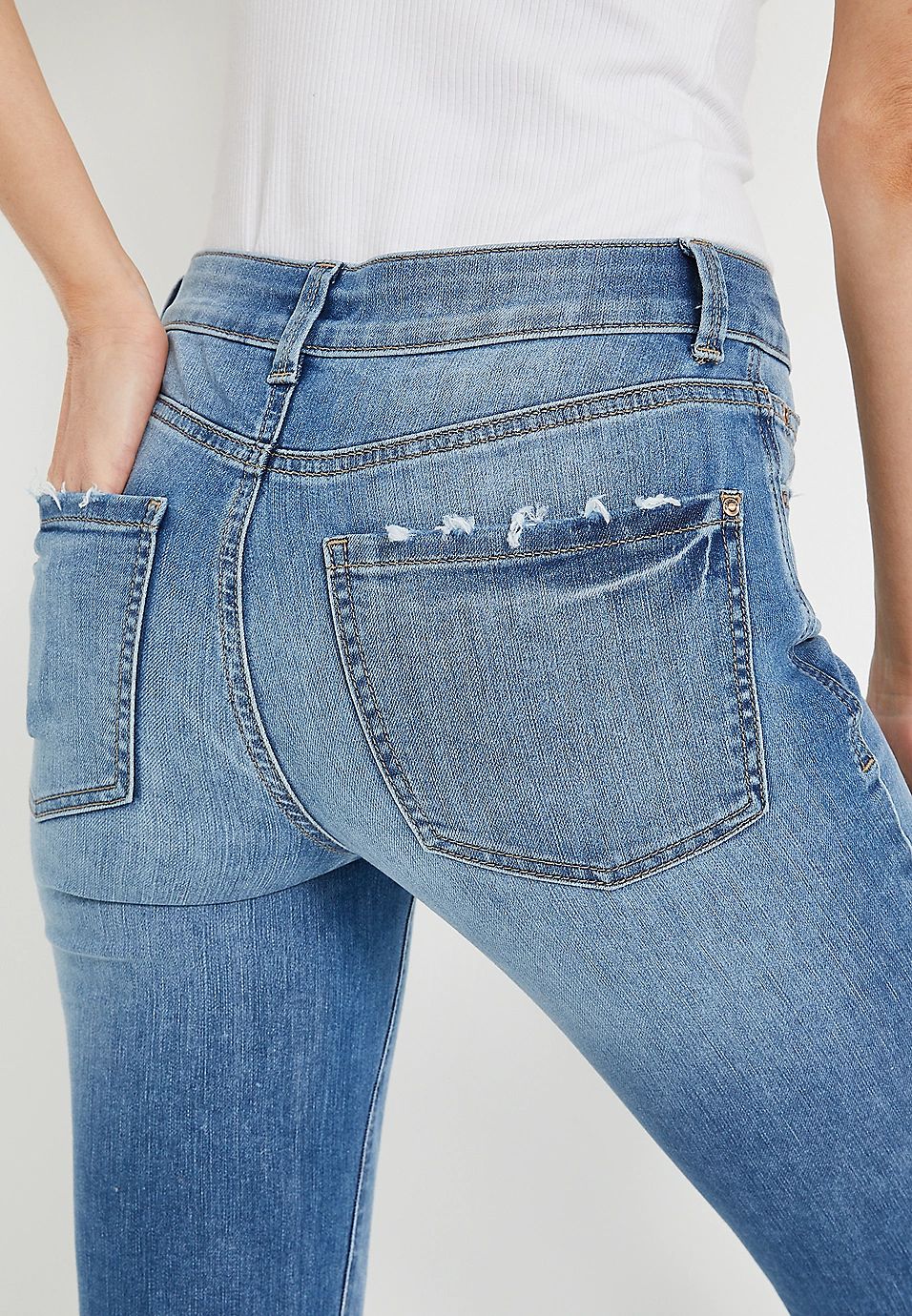 m jeans by maurices™ Everflex™ Skinny High Rise Jean | Maurices