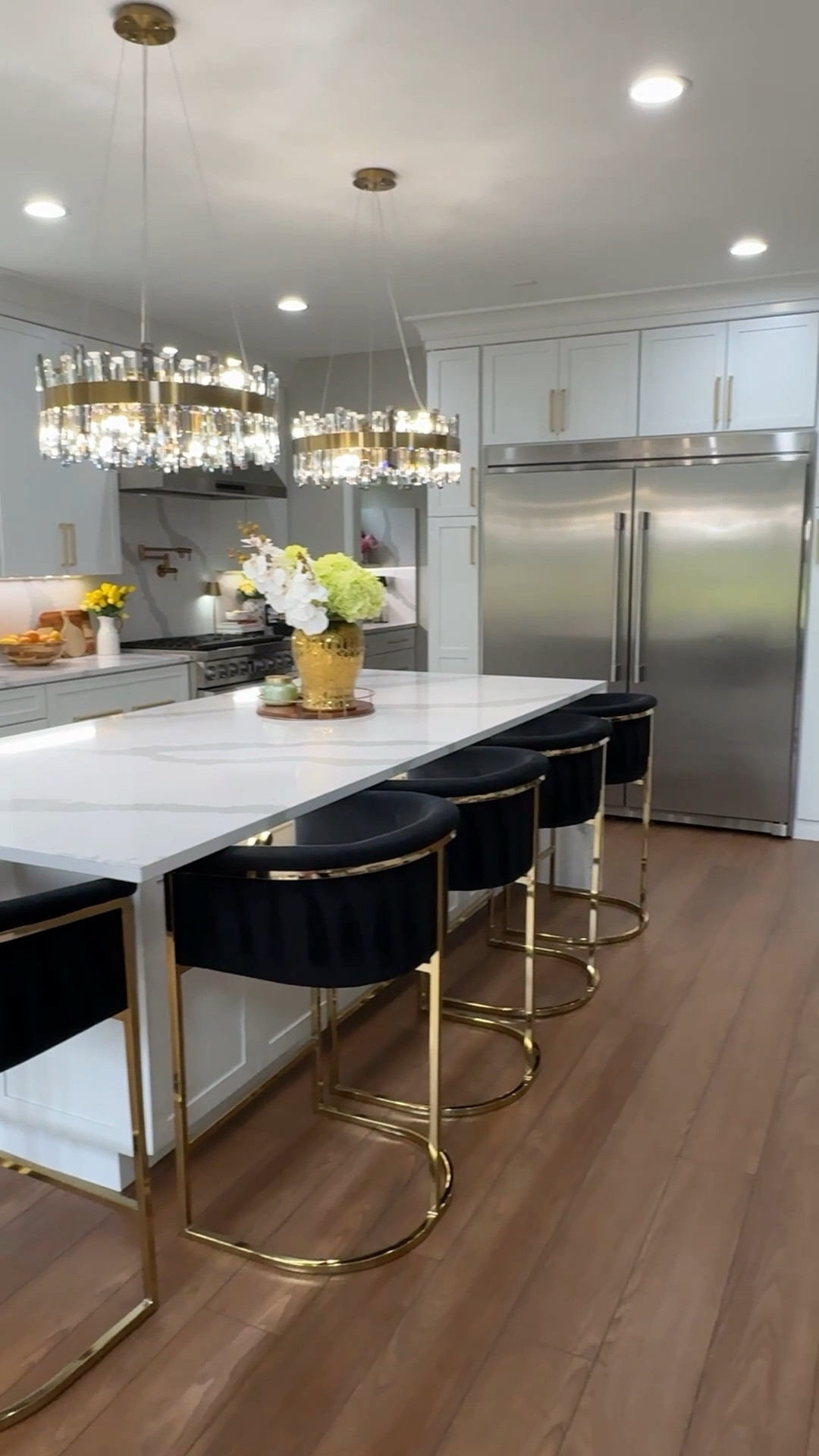 Obsessed with these barstools. They're chic & stylish. They're of velvet material so stains come of much easier. Shop below 

Kitchen barstools counter stools home decor kitchen furniture kitchen decor kitchen lighting 

#LTKmomlife #LTKHome #LTKSaleAlert