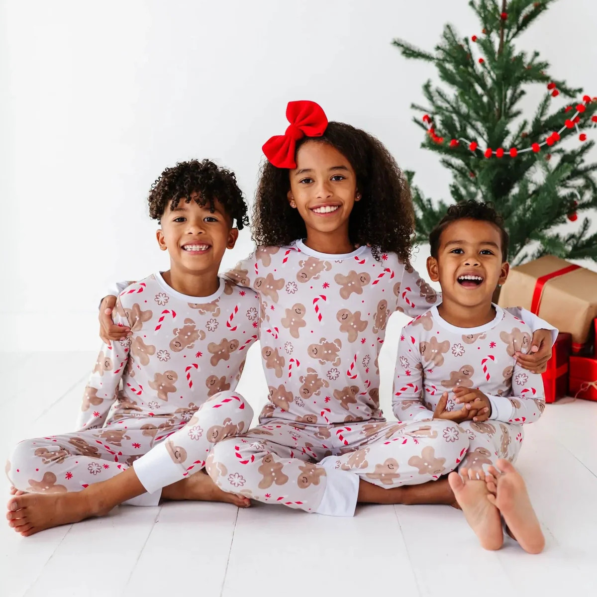 Baking Spirits Bright Two-Piece Pajama Set | Bums & Roses