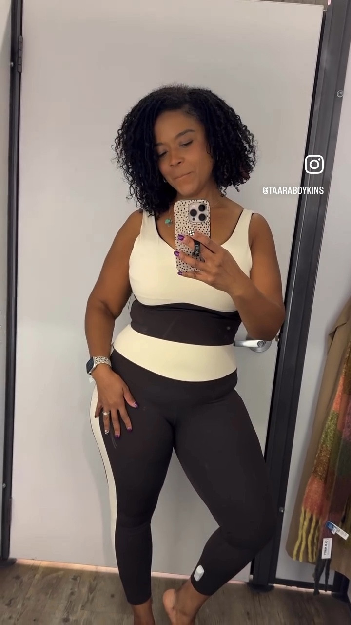 2 Day Sale and this right here was worth the trip to try it on!  
Super buttery soft and giving for movement. 
Wearing a size: Large in both (could possibly size down to a medium for more snug fit) 

#LTKSaleAlert #LTKMidsize #LTKActive