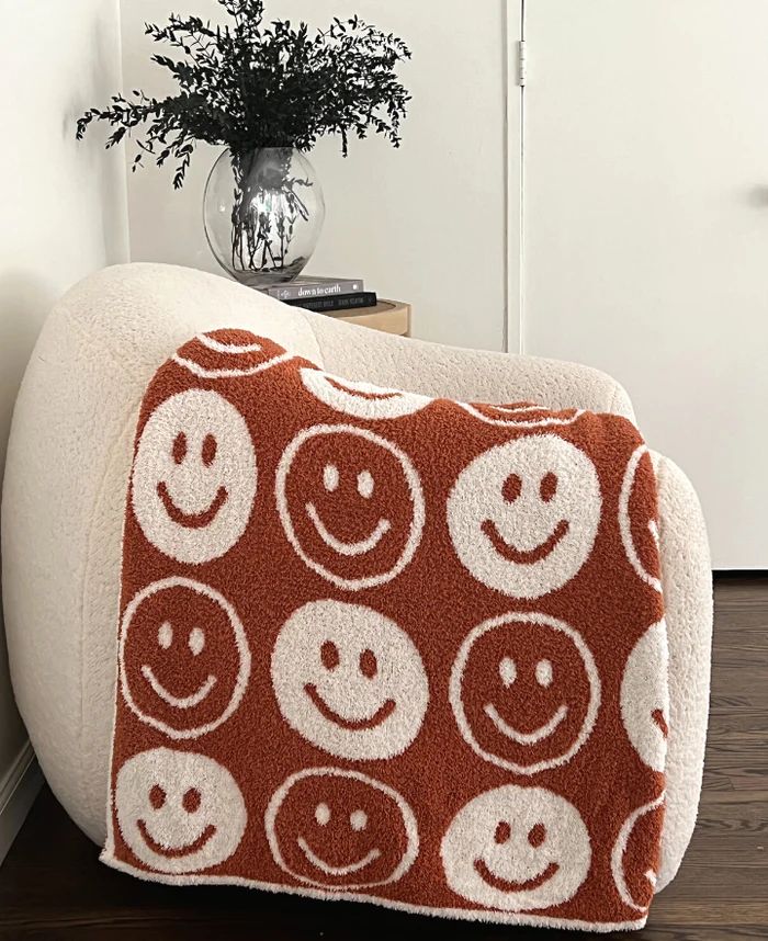 Two-Tone Smiley Buttery Blanket | The Styled Collection